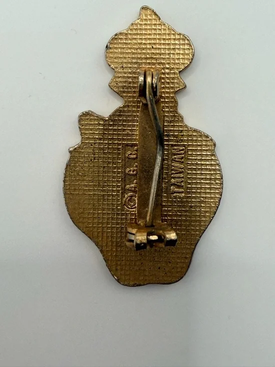 Strawberry Shortcake Enamel Pin -1980’s - Picture 2 of 4